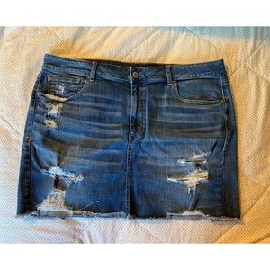 American Eagle High-Waisted distressed mini skirt